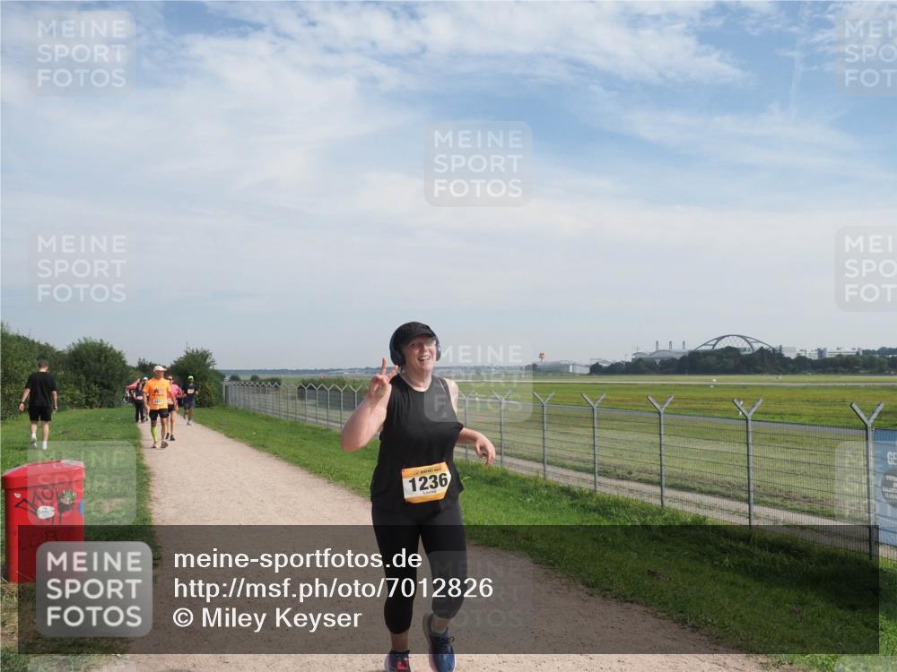 08.09.2024 - Airport Race Miley Keyser http://msf.ph/oto/7012826 08.09.2024 12:34:06 Laufen OLYMPUS, DIGITAL, CAMERA meine-sportfotos.de