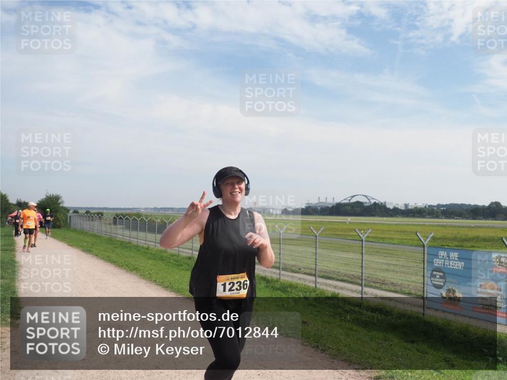 08.09.2024 - Airport Race Miley Keyser http://msf.ph/oto/7012844 08.09.2024 12:34:06 Laufen OLYMPUS, DIGITAL, CAMERA meine-sportfotos.de