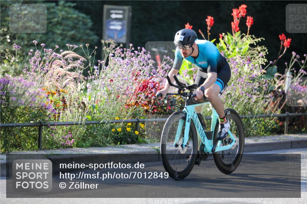 08.09.2024 - Stadtparktriathlon Zöllner http://msf.ph/oto/7012849 08.09.2024 09:11:48 Radfahren 11, 18, 45, 124, 138, 140, 144 meine-sportfotos.de