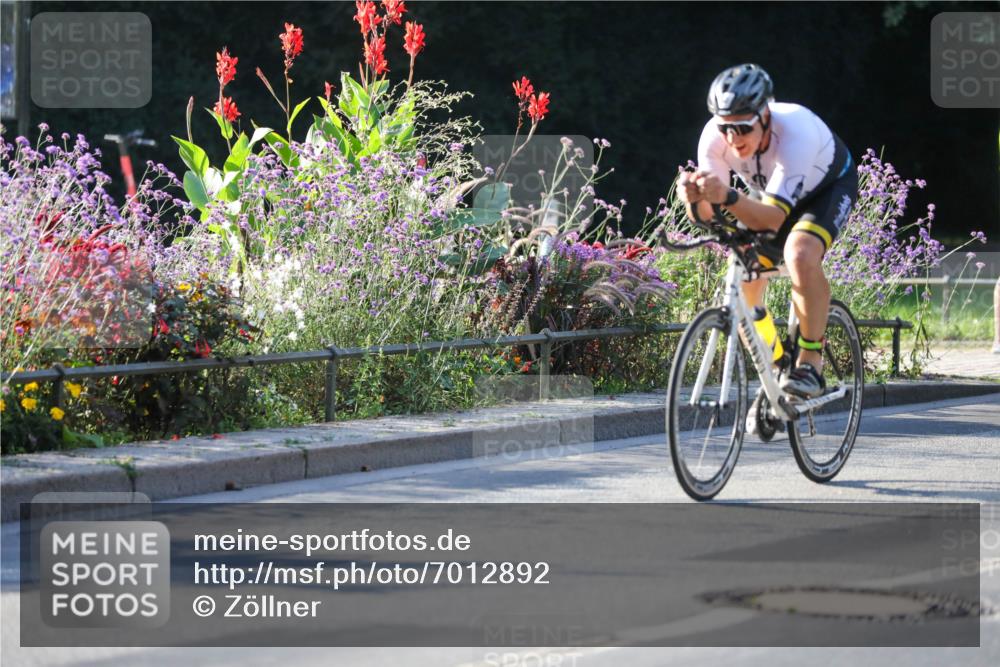 08.09.2024 - Stadtparktriathlon Zöllner http://msf.ph/oto/7012892 08.09.2024 09:12:06 Radfahren 60, 61, 114, 151, 173 meine-sportfotos.de