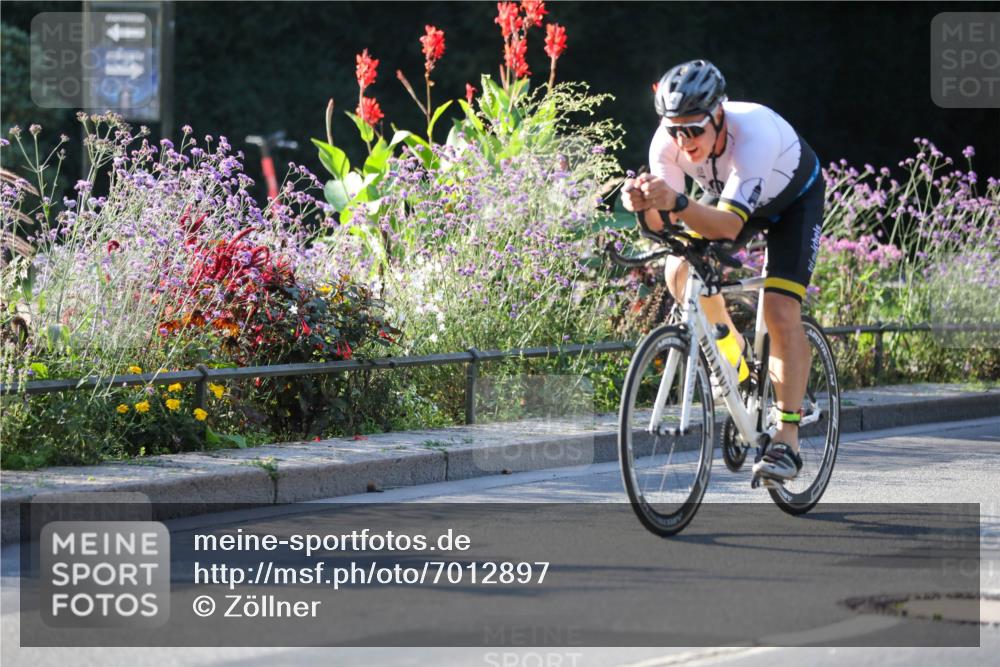 08.09.2024 - Stadtparktriathlon Zöllner http://msf.ph/oto/7012897 08.09.2024 09:12:06 Radfahren 60, 61, 114, 151, 173 meine-sportfotos.de