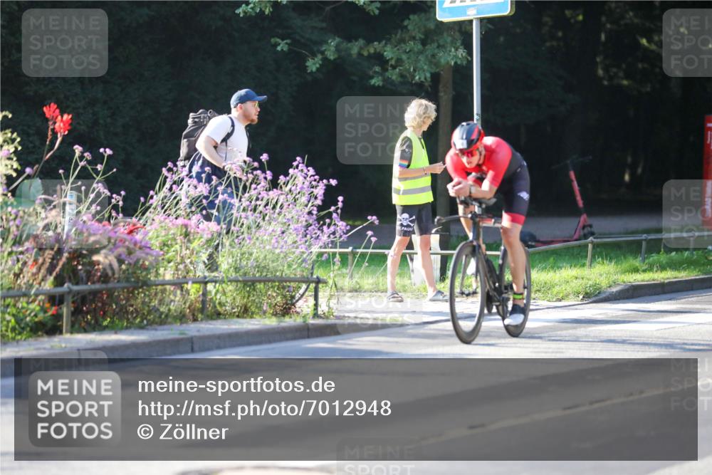 08.09.2024 - Stadtparktriathlon Zöllner http://msf.ph/oto/7012948 08.09.2024 09:12:27 Radfahren 38, 104, 132, 150, 157 meine-sportfotos.de