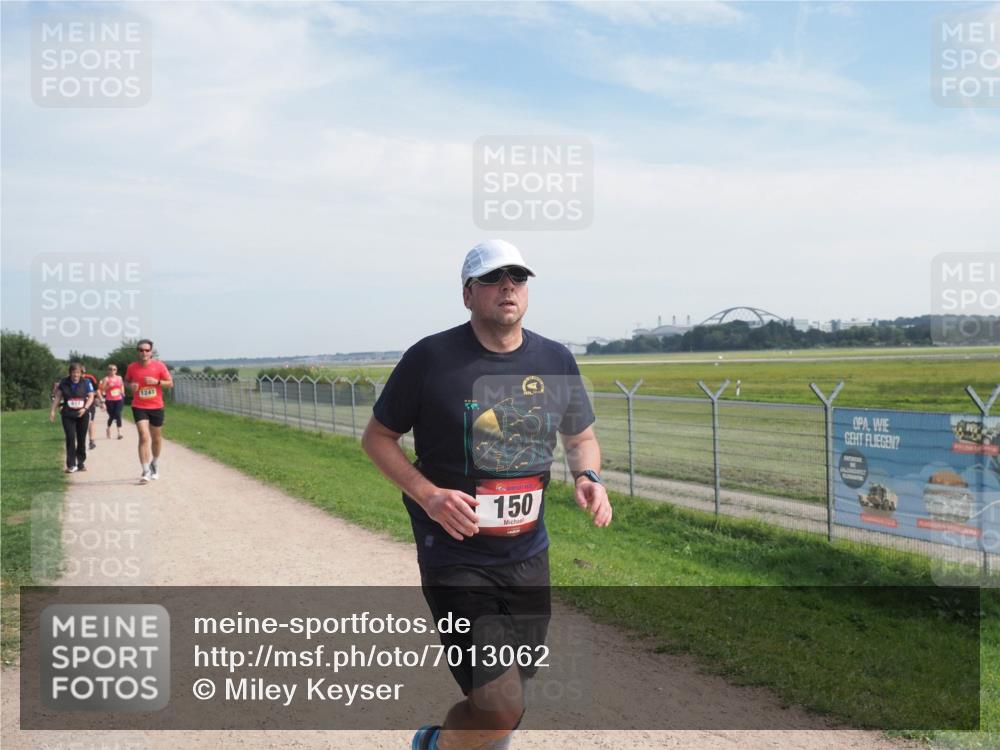 08.09.2024 - Airport Race Miley Keyser http://msf.ph/oto/7013062 08.09.2024 12:34:20 Laufen OLYMPUS, DIGITAL, CAMERA meine-sportfotos.de