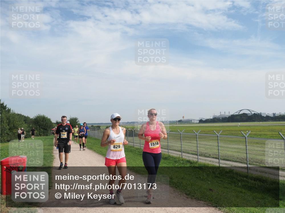 08.09.2024 - Airport Race Miley Keyser http://msf.ph/oto/7013173 08.09.2024 12:34:28 Laufen OLYMPUS, DIGITAL, CAMERA meine-sportfotos.de