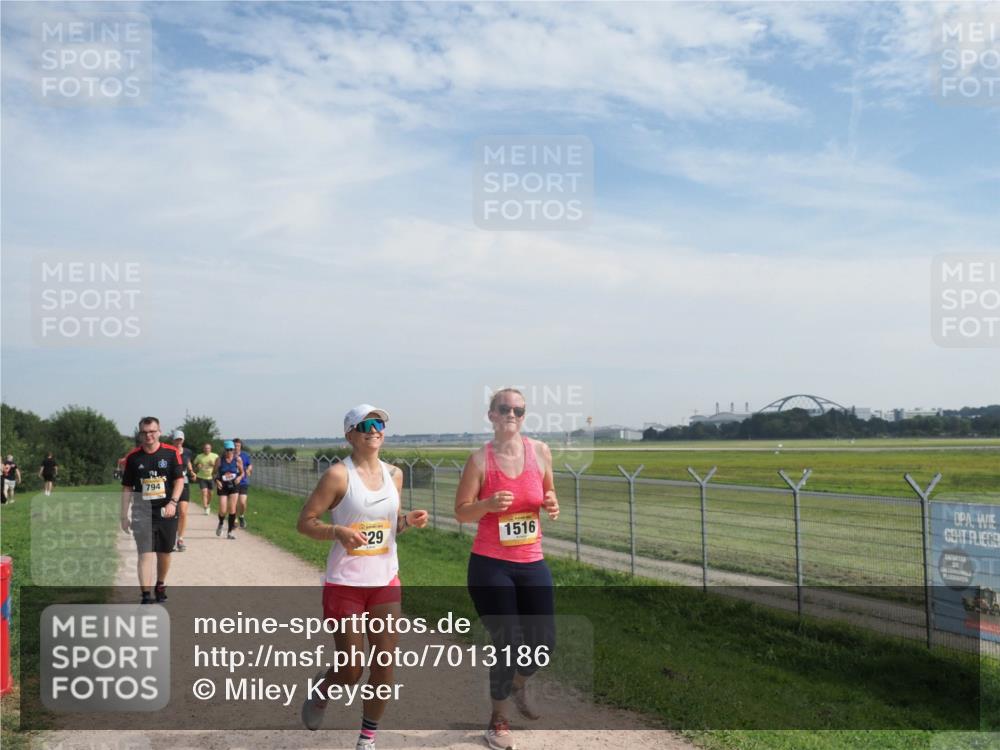 08.09.2024 - Airport Race Miley Keyser http://msf.ph/oto/7013186 08.09.2024 12:34:28 Laufen OLYMPUS, DIGITAL, CAMERA meine-sportfotos.de