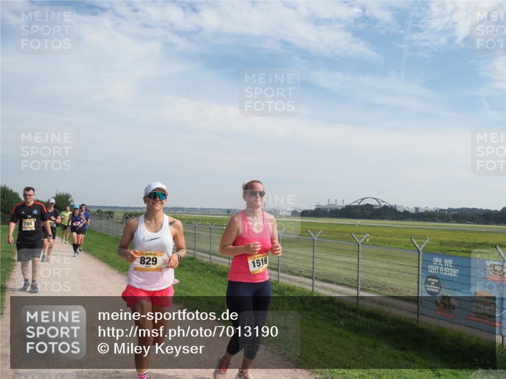 08.09.2024 - Airport Race Miley Keyser http://msf.ph/oto/7013190 08.09.2024 12:34:29 Laufen OLYMPUS, DIGITAL, CAMERA meine-sportfotos.de
