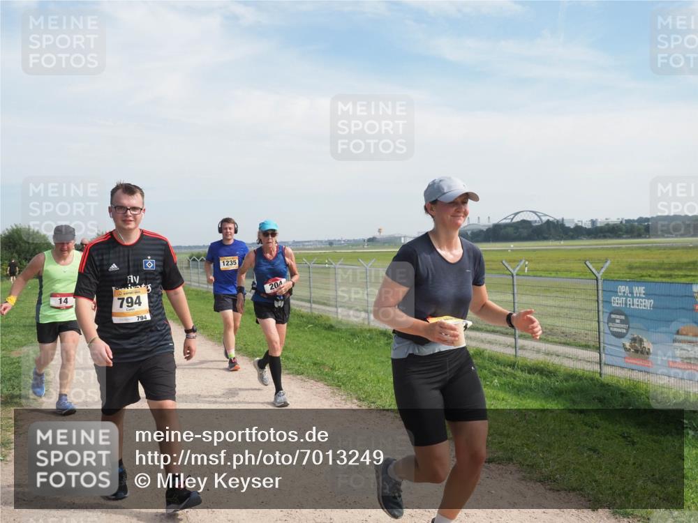 08.09.2024 - Airport Race Miley Keyser http://msf.ph/oto/7013249 08.09.2024 12:34:33 Laufen OLYMPUS, DIGITAL, CAMERA meine-sportfotos.de