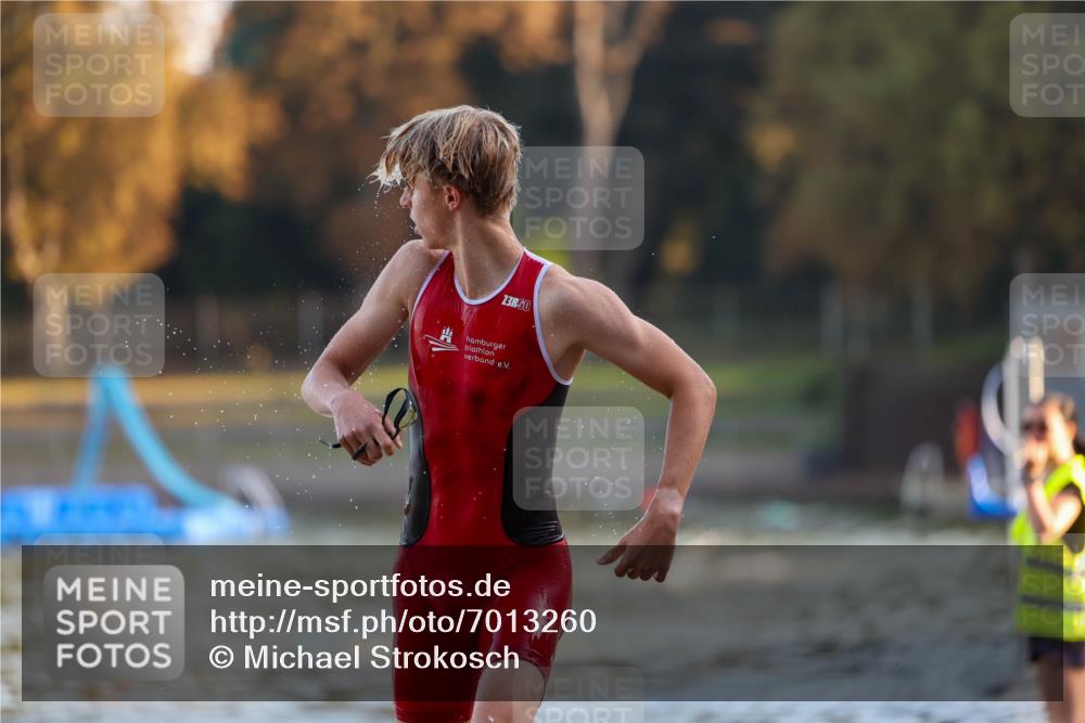 08.09.2024 - Stadtparktriathlon Michael Strokosch http://msf.ph/oto/7013260 08.09.2024 08:43:47 Schwimmen 8, 13 meine-sportfotos.de