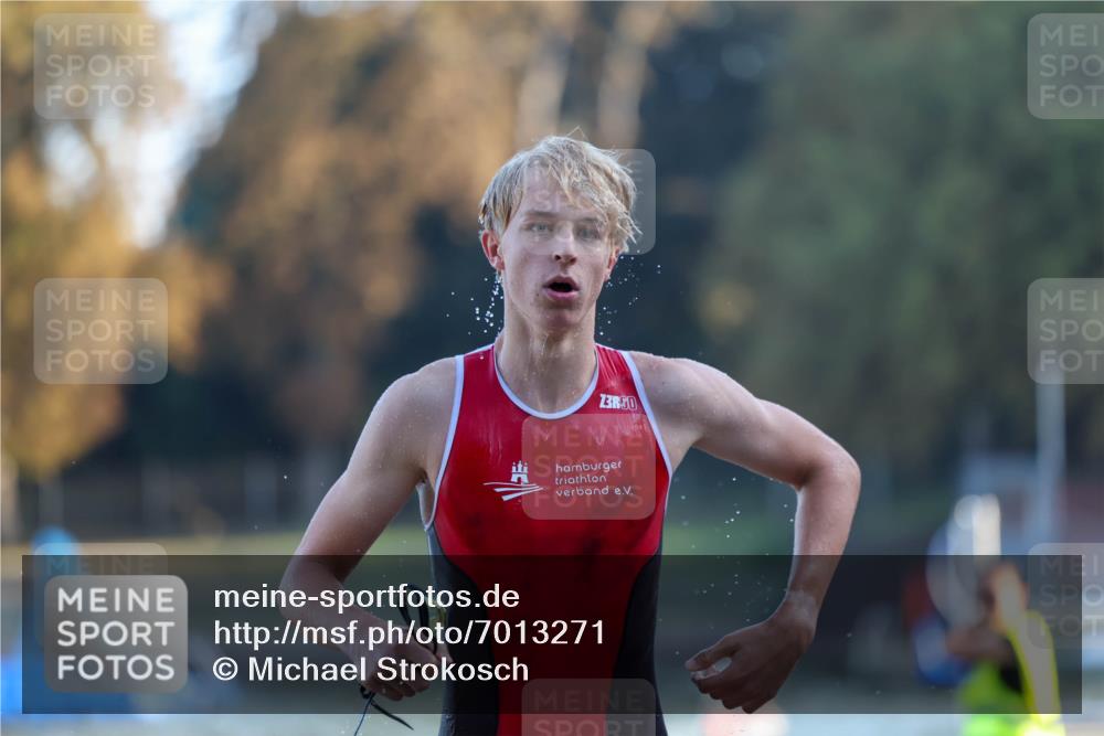 08.09.2024 - Stadtparktriathlon Michael Strokosch http://msf.ph/oto/7013271 08.09.2024 08:43:48 Schwimmen 8, 13 meine-sportfotos.de