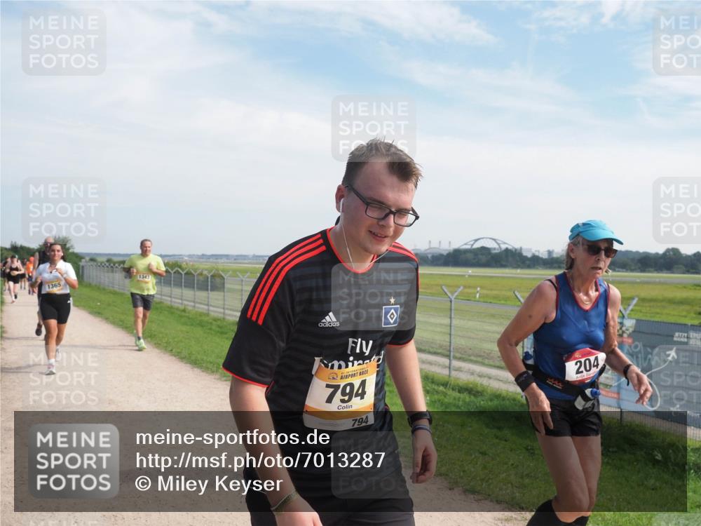 08.09.2024 - Airport Race Miley Keyser http://msf.ph/oto/7013287 08.09.2024 12:34:35 Laufen OLYMPUS, DIGITAL, CAMERA meine-sportfotos.de