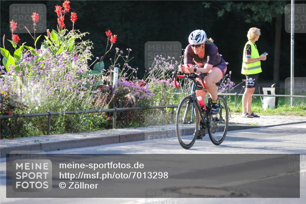 08.09.2024 - Stadtparktriathlon Zöllner http://msf.ph/oto/7013298 08.09.2024 09:14:04 Radfahren 3, 33, 62, 78, 91, 102, 135, 145, 164 meine-sportfotos.de