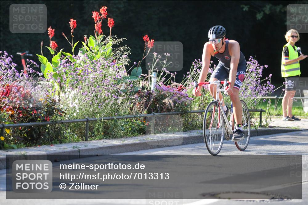 08.09.2024 - Stadtparktriathlon Zöllner http://msf.ph/oto/7013313 08.09.2024 09:14:09 Radfahren 3, 33, 39, 51, 62, 77, 78, 91, 102, 105, 143, 158, 162, 164, 166 meine-sportfotos.de