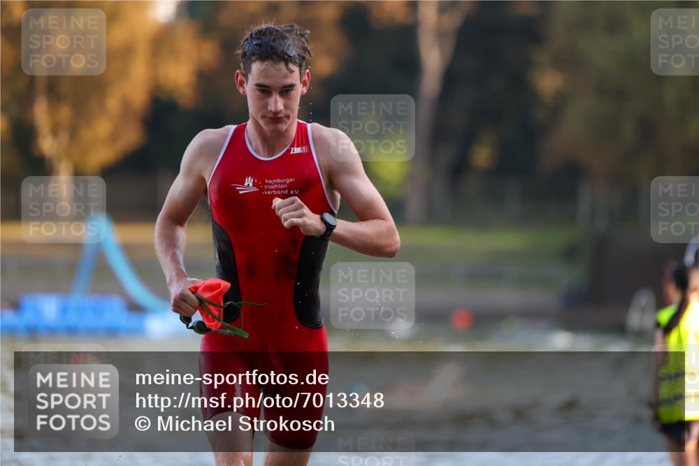 08.09.2024 - Stadtparktriathlon Michael Strokosch http://msf.ph/oto/7013348 08.09.2024 08:44:00 Schwimmen 13 meine-sportfotos.de
