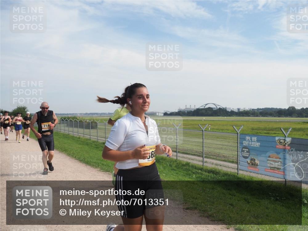 08.09.2024 - Airport Race Miley Keyser http://msf.ph/oto/7013351 08.09.2024 12:34:38 Laufen OLYMPUS, DIGITAL, CAMERA meine-sportfotos.de