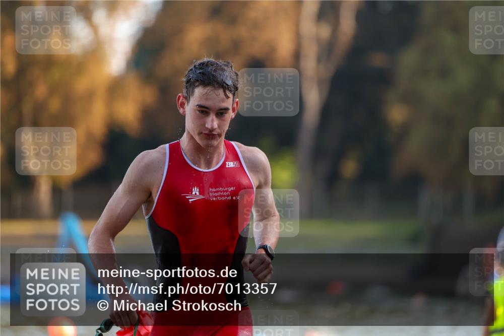 08.09.2024 - Stadtparktriathlon Michael Strokosch http://msf.ph/oto/7013357 08.09.2024 08:44:00 Schwimmen 13 meine-sportfotos.de