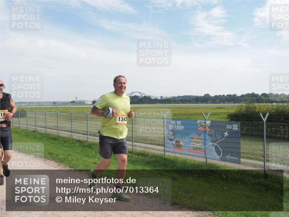 08.09.2024 - Airport Race Miley Keyser http://msf.ph/oto/7013364 08.09.2024 12:34:38 Laufen OLYMPUS, DIGITAL, CAMERA meine-sportfotos.de