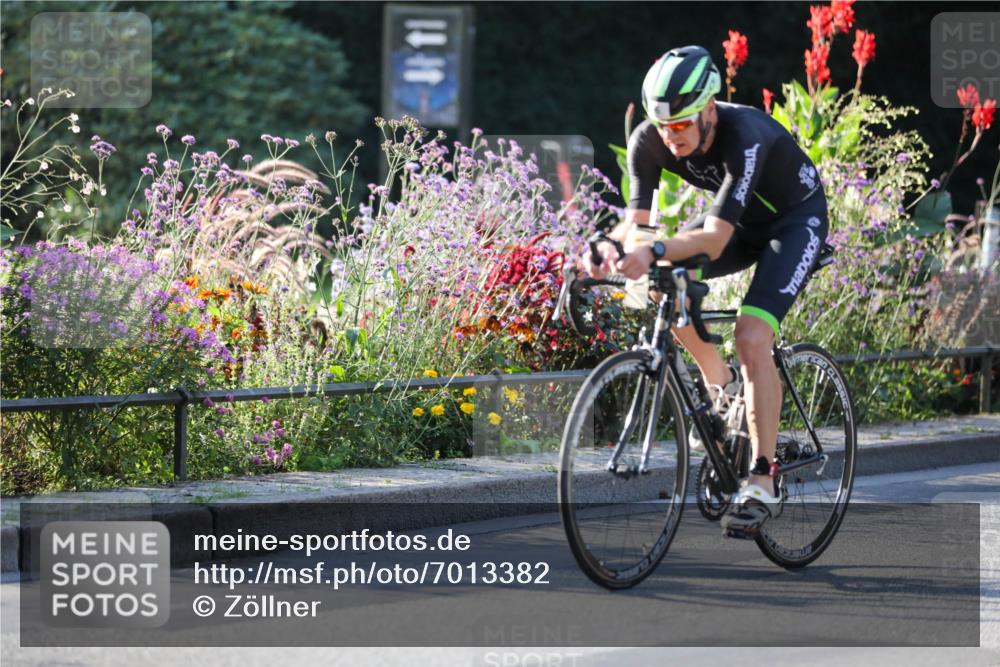 08.09.2024 - Stadtparktriathlon Zöllner http://msf.ph/oto/7013382 08.09.2024 09:14:23 Radfahren 6, 14, 22, 48, 50, 51, 110 meine-sportfotos.de