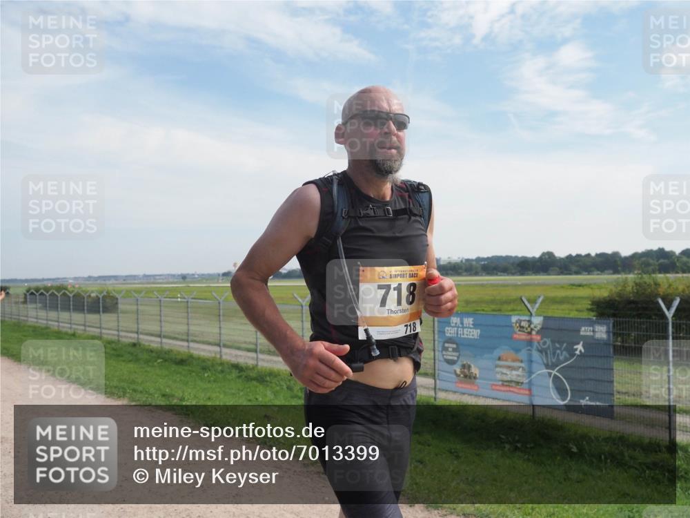 08.09.2024 - Airport Race Miley Keyser http://msf.ph/oto/7013399 08.09.2024 12:34:40 Laufen OLYMPUS, DIGITAL, CAMERA meine-sportfotos.de