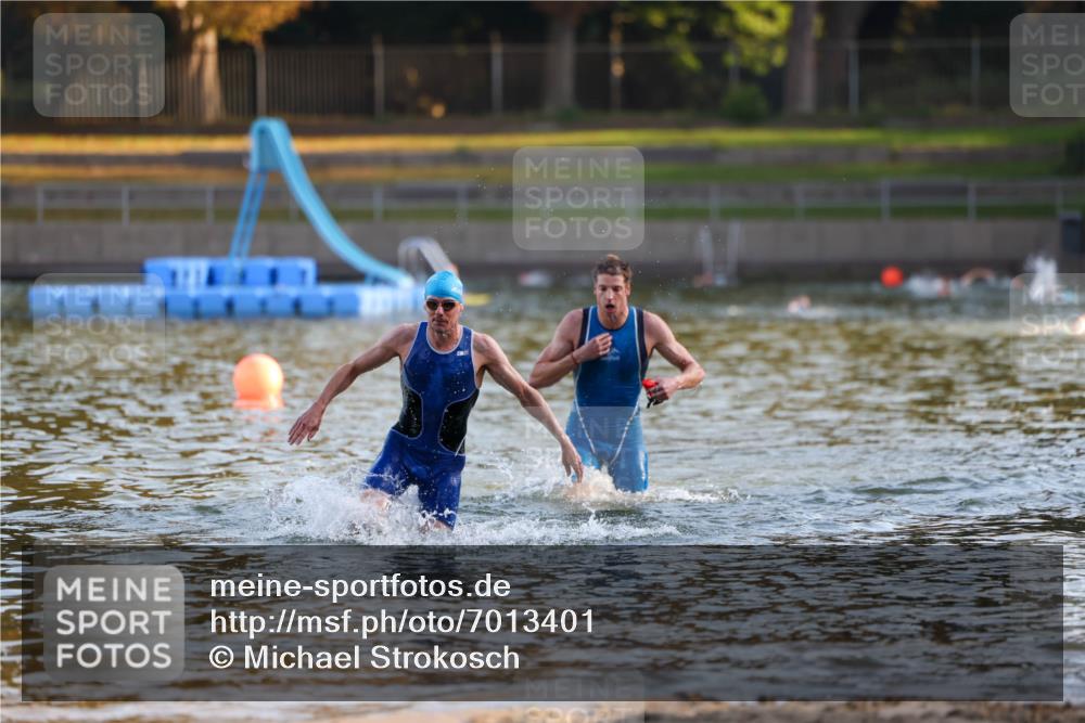 08.09.2024 - Stadtparktriathlon Michael Strokosch http://msf.ph/oto/7013401 08.09.2024 08:44:13 Schwimmen 7, 10 meine-sportfotos.de