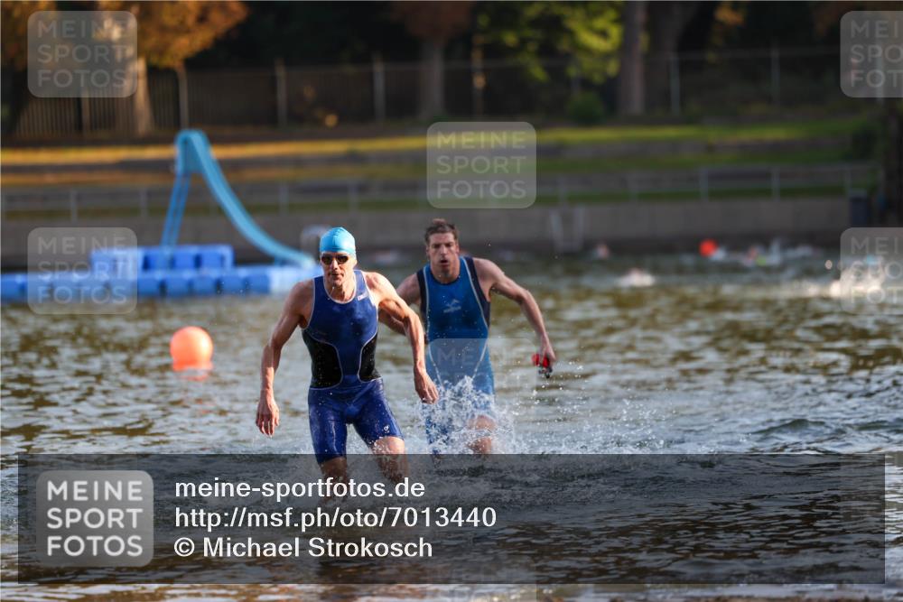 08.09.2024 - Stadtparktriathlon Michael Strokosch http://msf.ph/oto/7013440 08.09.2024 08:44:15 Schwimmen 7, 10 meine-sportfotos.de