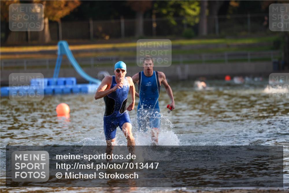 08.09.2024 - Stadtparktriathlon Michael Strokosch http://msf.ph/oto/7013447 08.09.2024 08:44:15 Schwimmen 7, 10 meine-sportfotos.de