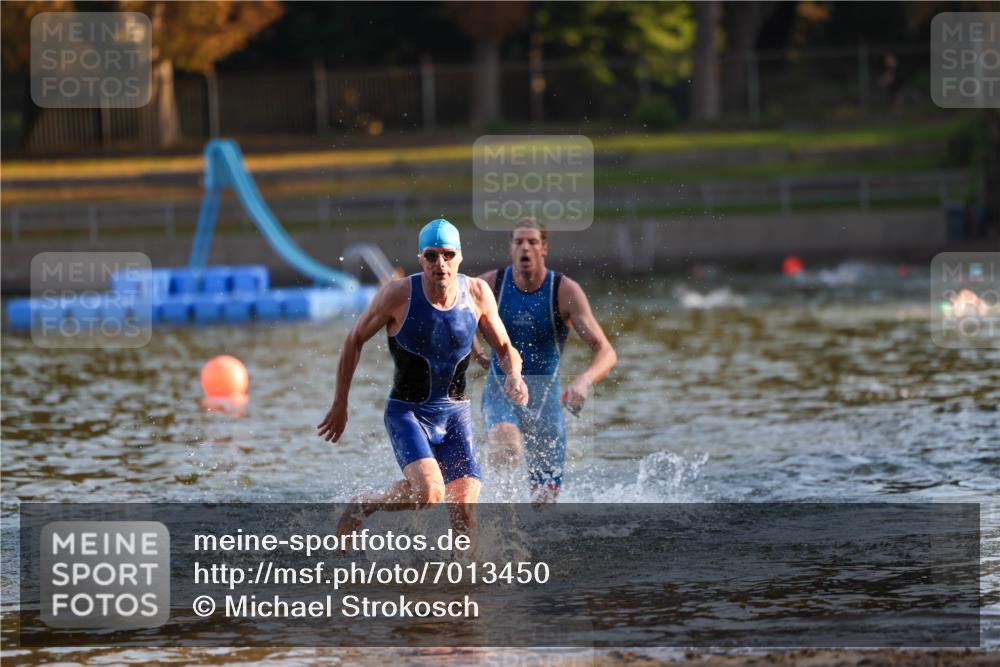 08.09.2024 - Stadtparktriathlon Michael Strokosch http://msf.ph/oto/7013450 08.09.2024 08:44:15 Schwimmen 7, 10 meine-sportfotos.de