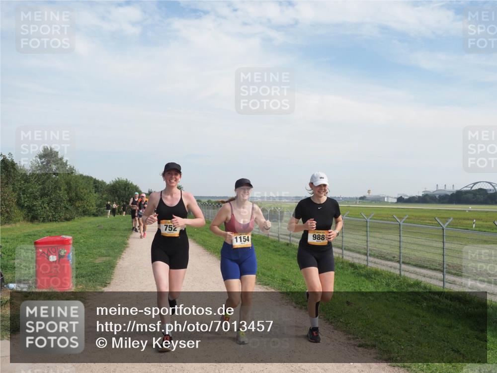 08.09.2024 - Airport Race Miley Keyser http://msf.ph/oto/7013457 08.09.2024 12:34:44 Laufen OLYMPUS, DIGITAL, CAMERA meine-sportfotos.de