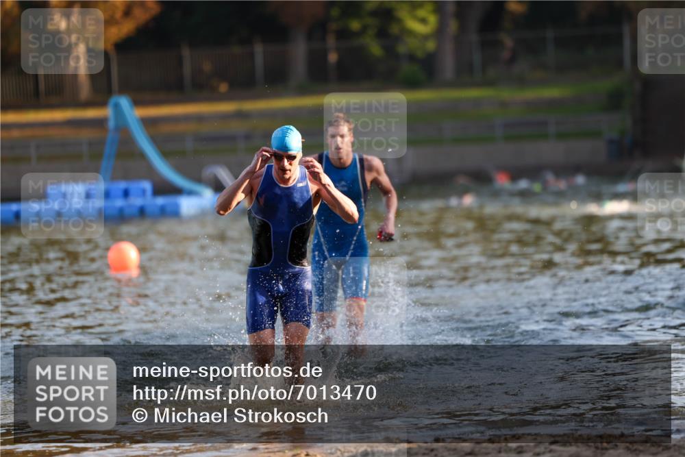 08.09.2024 - Stadtparktriathlon Michael Strokosch http://msf.ph/oto/7013470 08.09.2024 08:44:16 Schwimmen 7, 10 meine-sportfotos.de