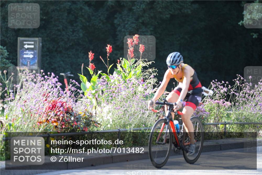 08.09.2024 - Stadtparktriathlon Zöllner http://msf.ph/oto/7013482 08.09.2024 09:14:36 Radfahren 29, 47, 50, 64, 66, 146, 168 meine-sportfotos.de