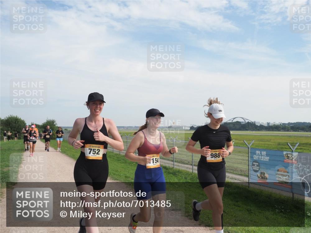 08.09.2024 - Airport Race Miley Keyser http://msf.ph/oto/7013485 08.09.2024 12:34:44 Laufen OLYMPUS, DIGITAL, CAMERA meine-sportfotos.de
