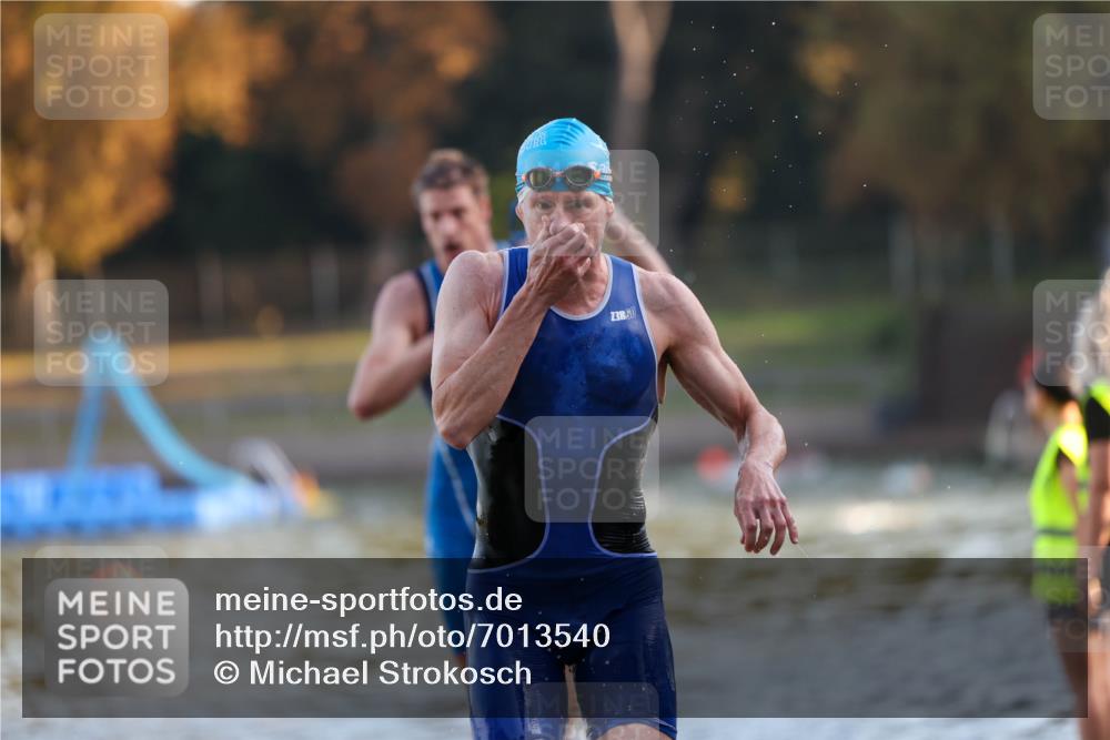 08.09.2024 - Stadtparktriathlon Michael Strokosch http://msf.ph/oto/7013540 08.09.2024 08:44:19 Schwimmen 7, 10 meine-sportfotos.de