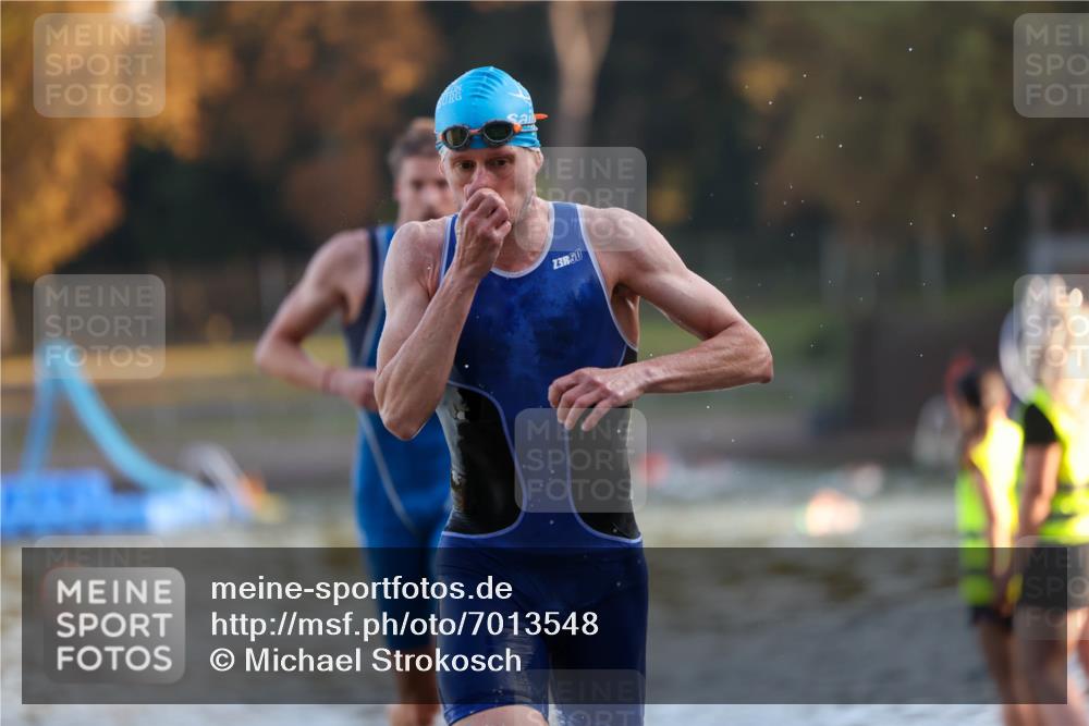 08.09.2024 - Stadtparktriathlon Michael Strokosch http://msf.ph/oto/7013548 08.09.2024 08:44:19 Schwimmen 7, 10 meine-sportfotos.de
