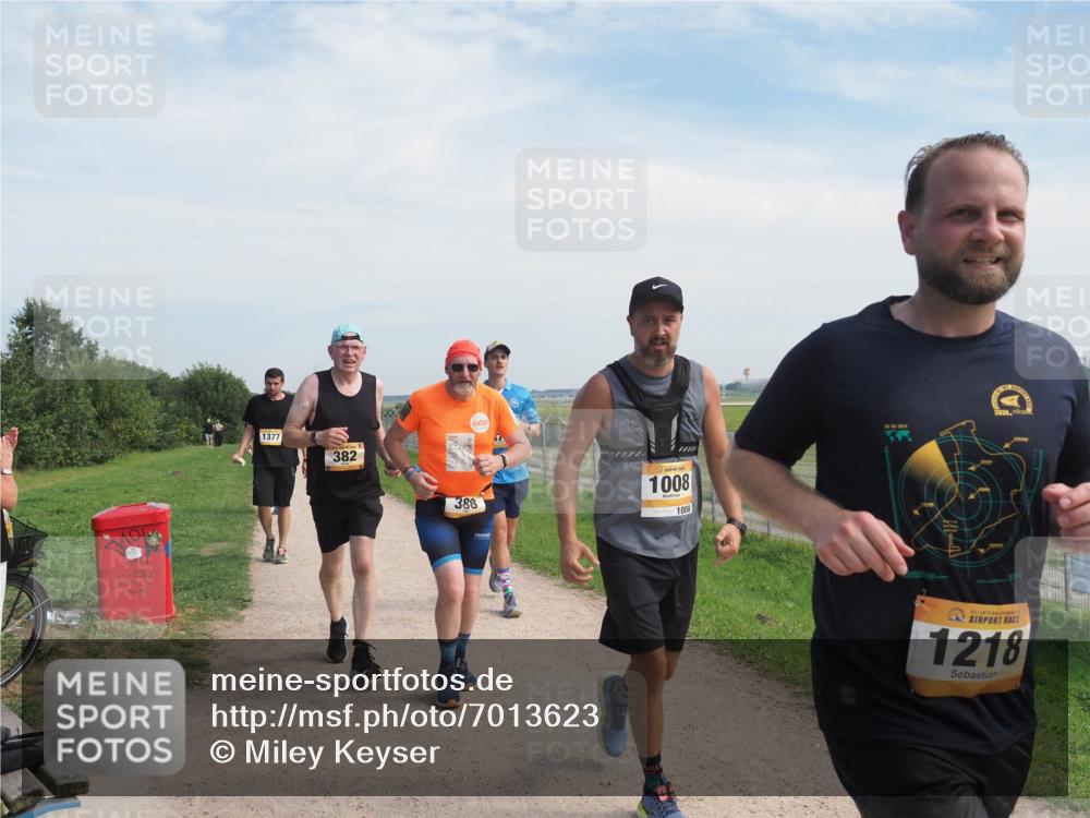08.09.2024 - Airport Race Miley Keyser http://msf.ph/oto/7013623 08.09.2024 12:34:53 Laufen OLYMPUS, DIGITAL, CAMERA meine-sportfotos.de