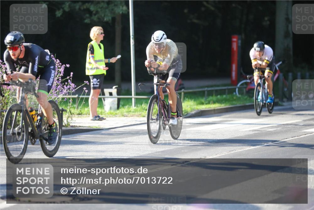 08.09.2024 - Stadtparktriathlon Zöllner http://msf.ph/oto/7013722 08.09.2024 09:15:15 Radfahren 15, 21, 32, 35, 40, 44, 54, 63, 75, 76, 127 meine-sportfotos.de