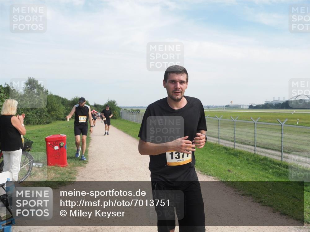 08.09.2024 - Airport Race Miley Keyser http://msf.ph/oto/7013751 08.09.2024 12:34:57 Laufen OLYMPUS, DIGITAL, CAMERA meine-sportfotos.de