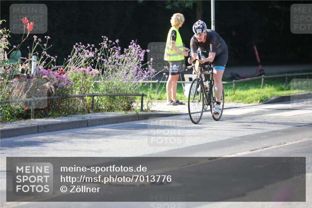 08.09.2024 - Stadtparktriathlon Zöllner http://msf.ph/oto/7013776 08.09.2024 09:15:30 Radfahren 25, 37, 72, 99, 109, 113, 179 meine-sportfotos.de