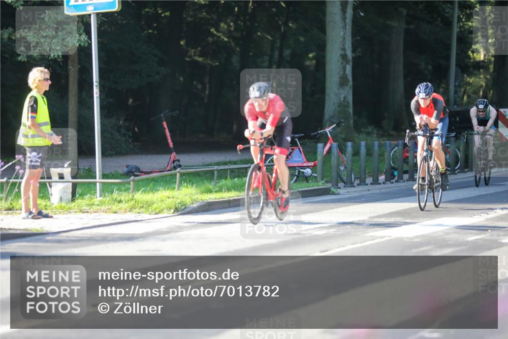 08.09.2024 - Stadtparktriathlon Zöllner http://msf.ph/oto/7013782 08.09.2024 09:15:39 Radfahren 26, 37, 90, 109, 113 meine-sportfotos.de