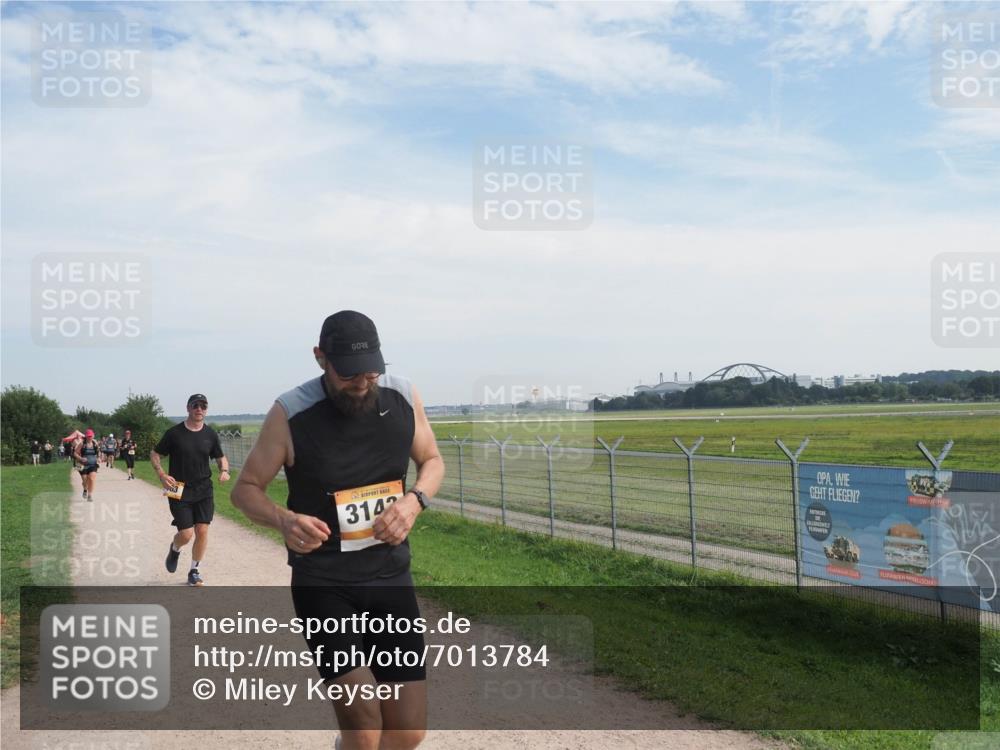08.09.2024 - Airport Race Miley Keyser http://msf.ph/oto/7013784 08.09.2024 12:35:00 Laufen OLYMPUS, DIGITAL, CAMERA meine-sportfotos.de