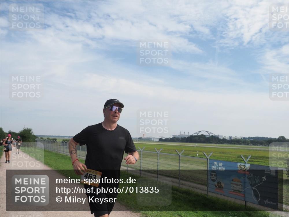 08.09.2024 - Airport Race Miley Keyser http://msf.ph/oto/7013835 08.09.2024 12:35:03 Laufen OLYMPUS, DIGITAL, CAMERA meine-sportfotos.de