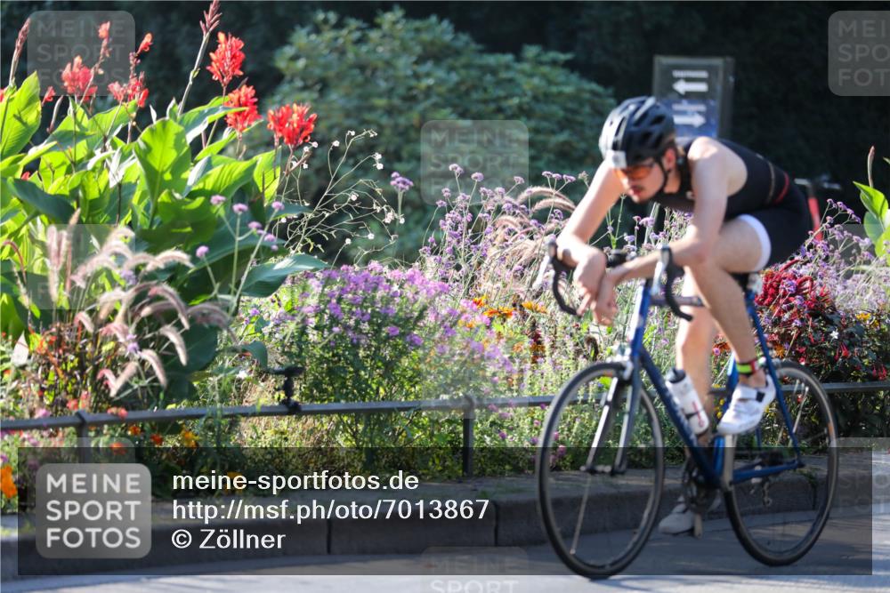 08.09.2024 - Stadtparktriathlon Zöllner http://msf.ph/oto/7013867 08.09.2024 09:15:59 Radfahren 56, 80, 123 meine-sportfotos.de