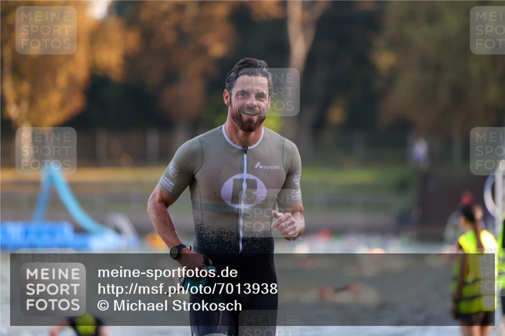 08.09.2024 - Stadtparktriathlon Michael Strokosch http://msf.ph/oto/7013938 08.09.2024 08:45:26 Schwimmen 17, 53 meine-sportfotos.de