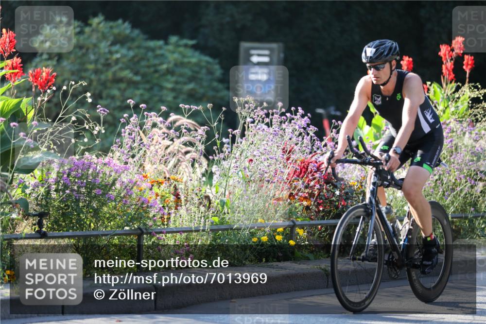 08.09.2024 - Stadtparktriathlon Zöllner http://msf.ph/oto/7013969 08.09.2024 09:16:30 Radfahren 41, 55, 71, 94, 117, 125, 169 meine-sportfotos.de