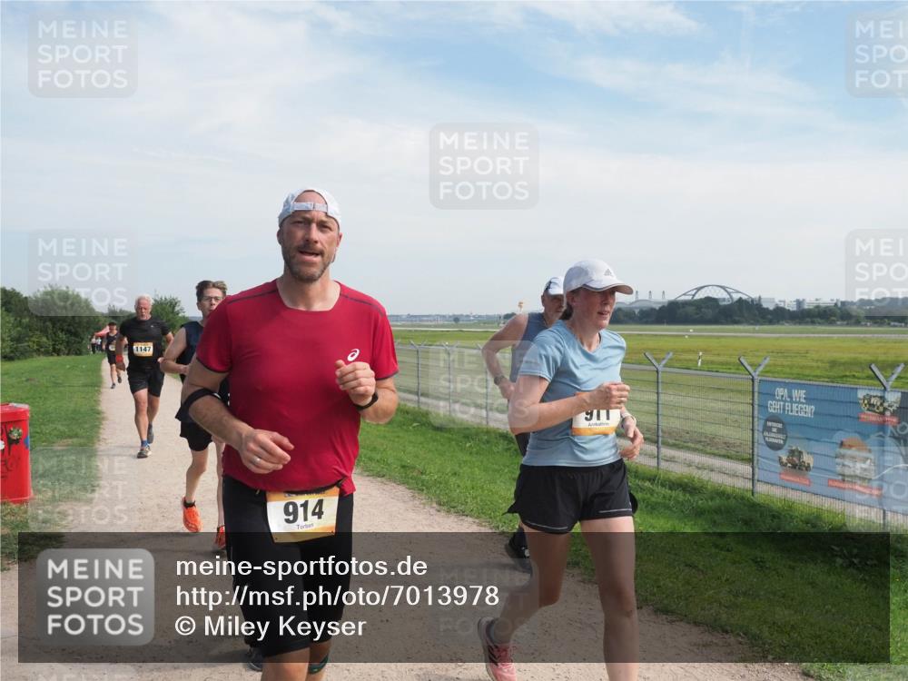 08.09.2024 - Airport Race Miley Keyser http://msf.ph/oto/7013978 08.09.2024 12:35:20 Laufen OLYMPUS, DIGITAL, CAMERA meine-sportfotos.de