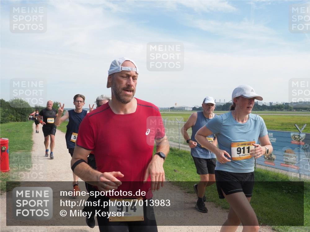 08.09.2024 - Airport Race Miley Keyser http://msf.ph/oto/7013983 08.09.2024 12:35:21 Laufen OLYMPUS, DIGITAL, CAMERA meine-sportfotos.de
