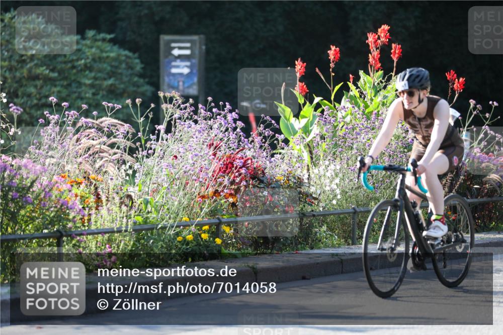 08.09.2024 - Stadtparktriathlon Zöllner http://msf.ph/oto/7014058 08.09.2024 09:17:09 Radfahren 27, 74, 85, 116, 141, 174 meine-sportfotos.de