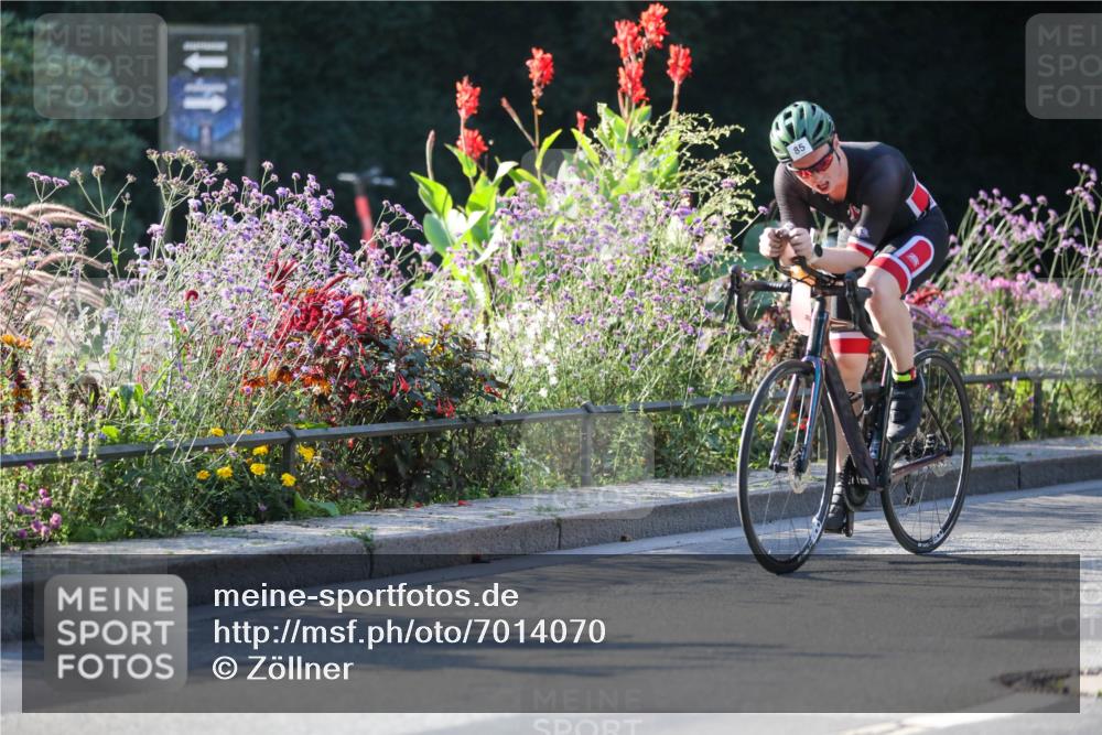 08.09.2024 - Stadtparktriathlon Zöllner http://msf.ph/oto/7014070 08.09.2024 09:17:11 Radfahren 27, 74, 85, 116, 141, 148, 174 meine-sportfotos.de