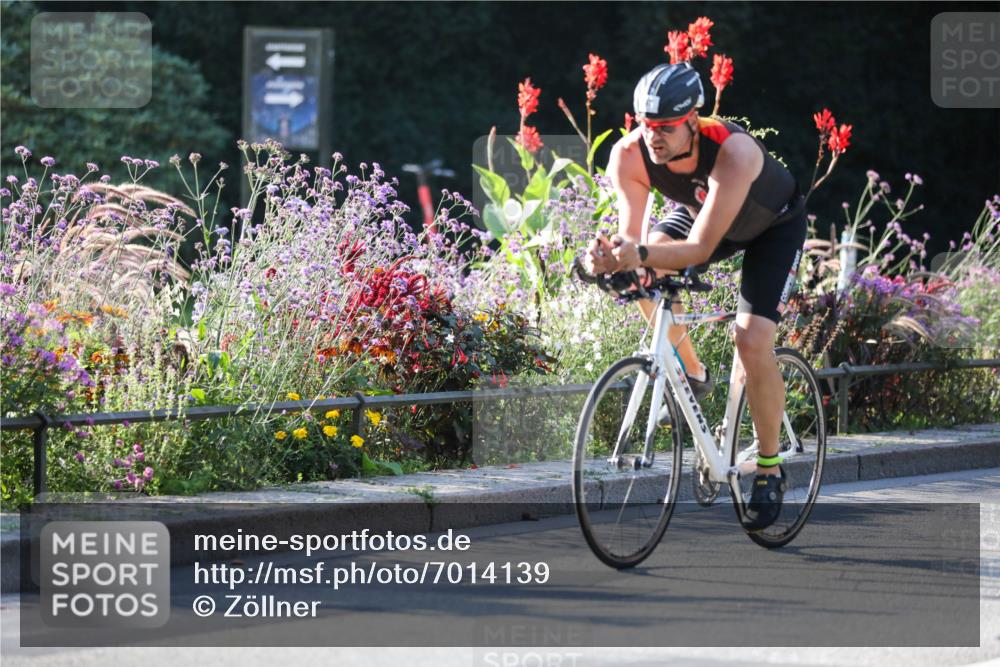 08.09.2024 - Stadtparktriathlon Zöllner http://msf.ph/oto/7014139 08.09.2024 09:17:23 Radfahren 97, 131, 148, 153 meine-sportfotos.de