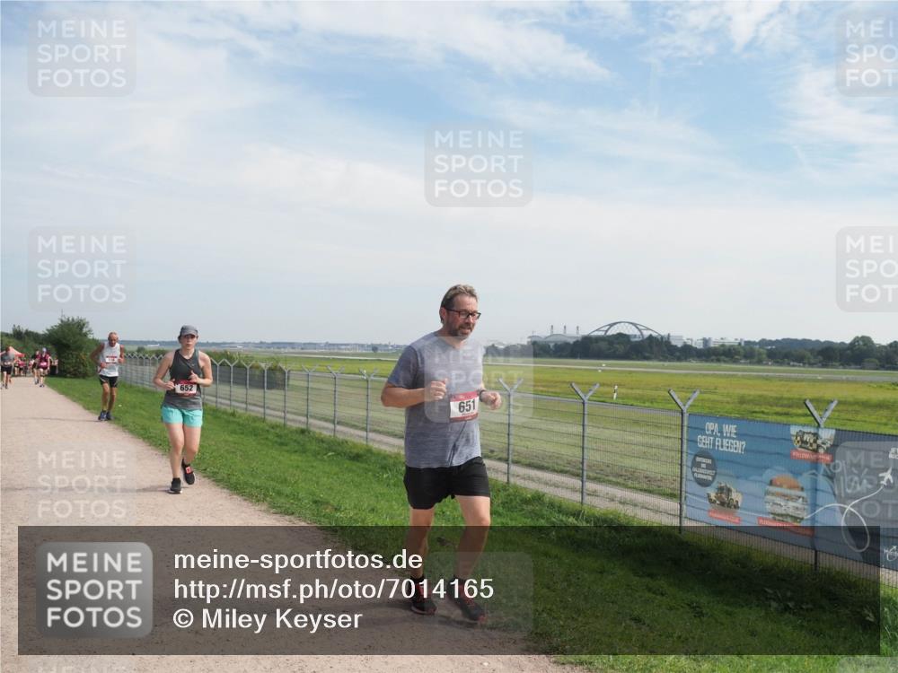 08.09.2024 - Airport Race Miley Keyser http://msf.ph/oto/7014165 08.09.2024 12:35:33 Laufen OLYMPUS, DIGITAL, CAMERA meine-sportfotos.de