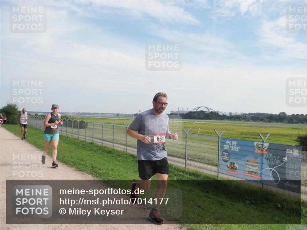 08.09.2024 - Airport Race Miley Keyser http://msf.ph/oto/7014177 08.09.2024 12:35:33 Laufen OLYMPUS, DIGITAL, CAMERA meine-sportfotos.de