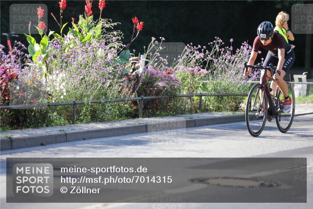 08.09.2024 - Stadtparktriathlon Zöllner http://msf.ph/oto/7014315 08.09.2024 09:18:17 Radfahren 60, 61, 124, 140, 144, 167 meine-sportfotos.de